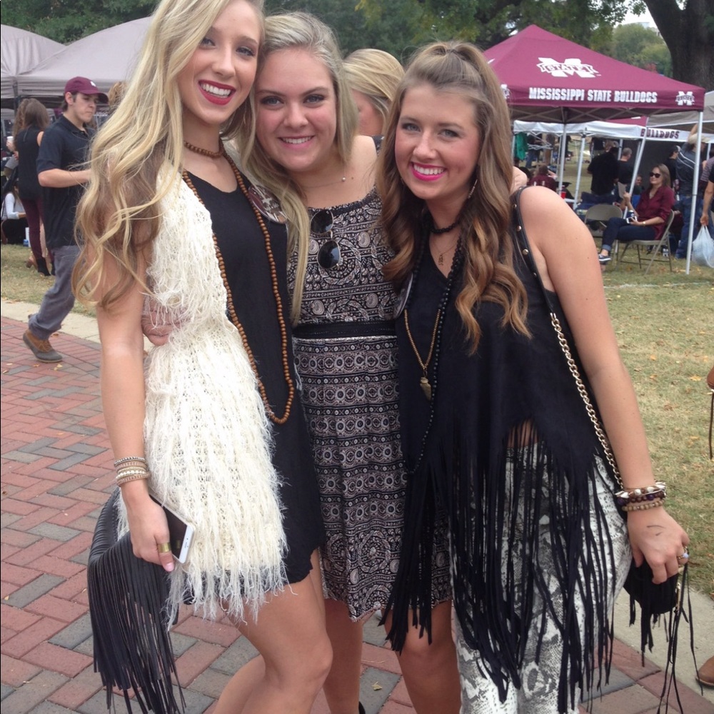 Fringe black top